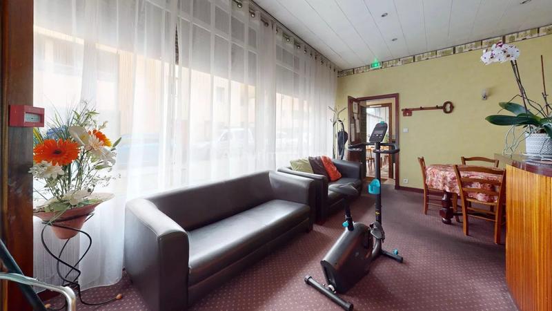 Immeuble - 650 m² - 29 pièces