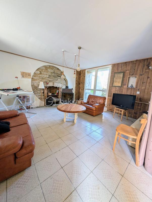 Maison - 182 m² - 7 pièces