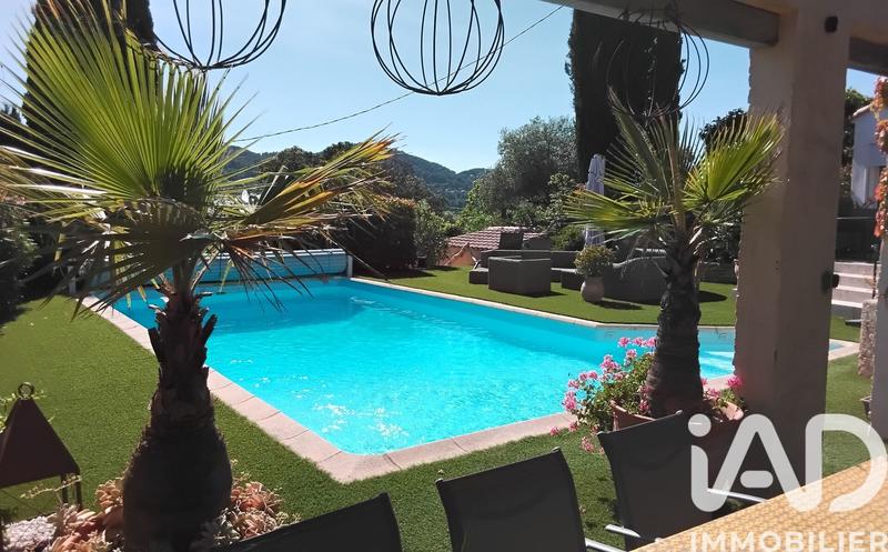 Maison - 190 m² - 7 pièces