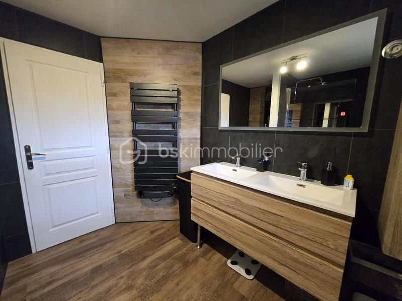 Maison de village - 94 m² - 3 pièces