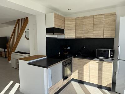 Maison - 95 m² - 4 pièces