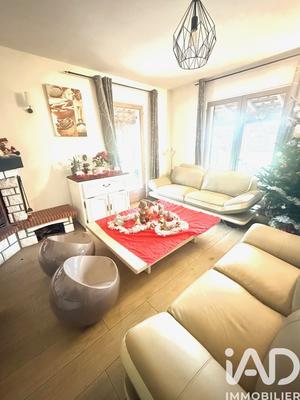 Maison - 90 m² - 3 pièces