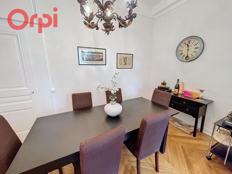 Appartement - 134 m² - 4 pièces