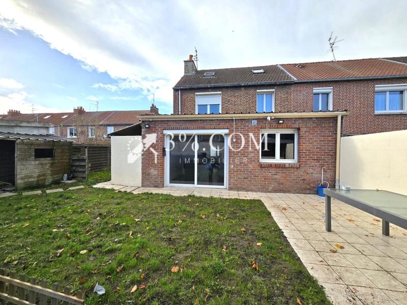 Maison - 106 m² - 5 pièces