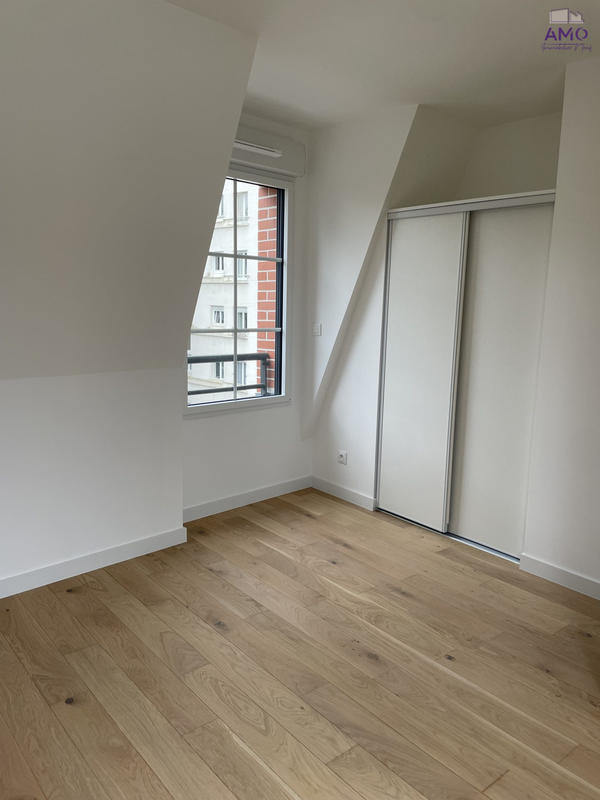 Appartement - 87 m² - 4 pièces