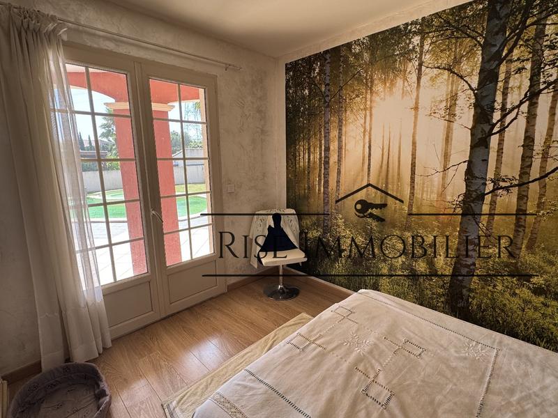 Villa - 163 m² - 5 pièces