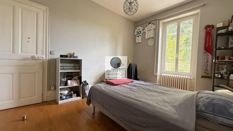 Maison - 176 m² - 8 pièces