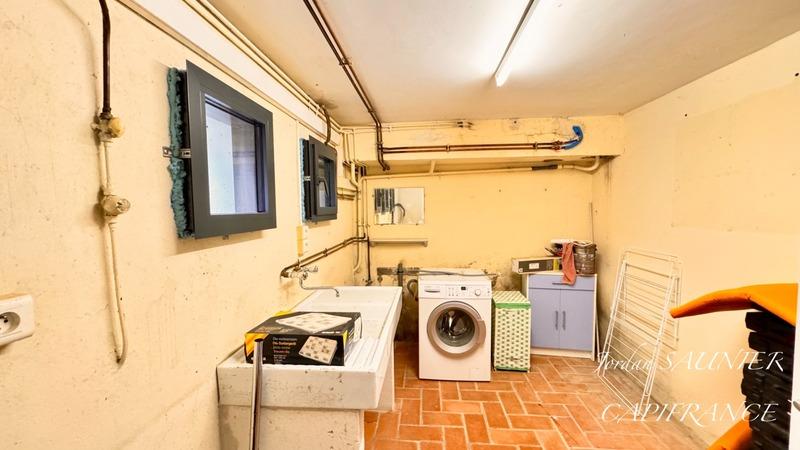 Villa - 200 m² - 8 pièces