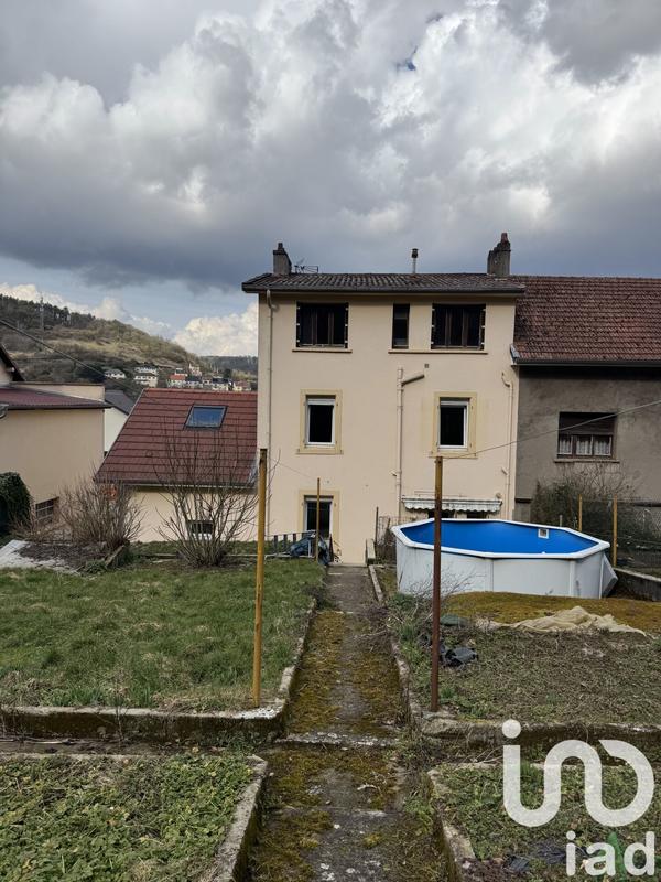 Maison - 140 m² - 9 pièces