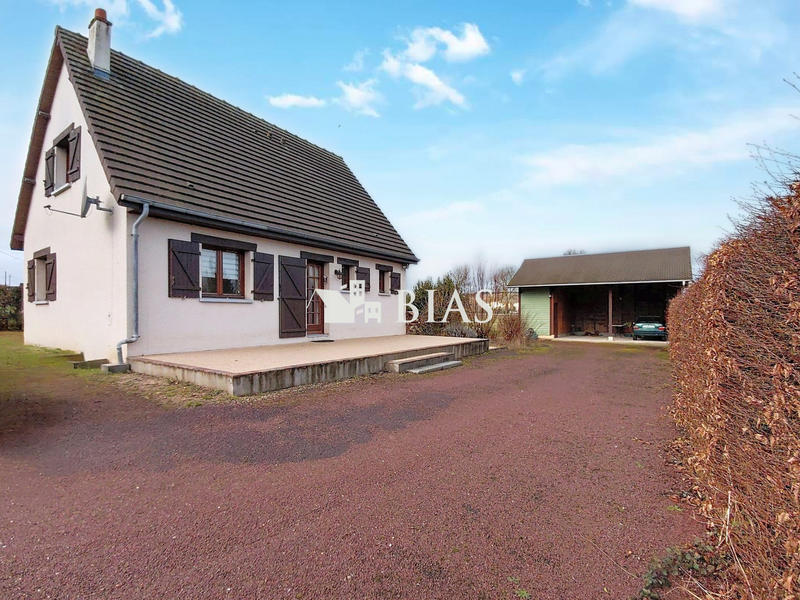 Maison - 90 m² - 6 pièces