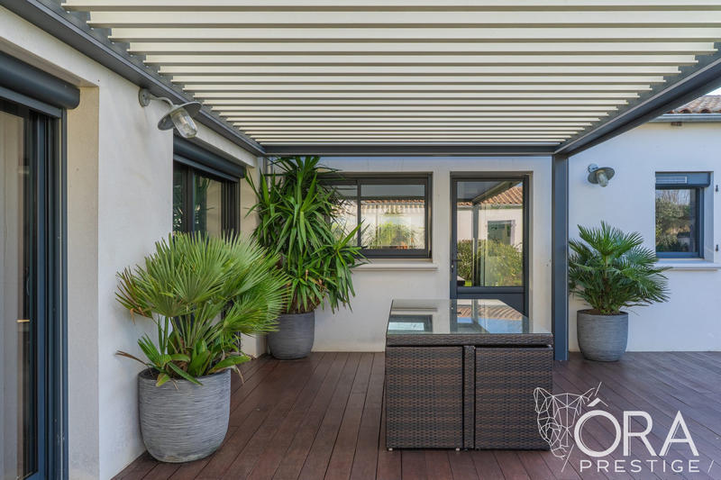 Villa - 179 m² - 6 pièces