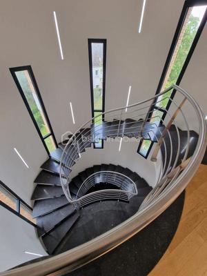 Demeure - 566 m² - 10 pièces