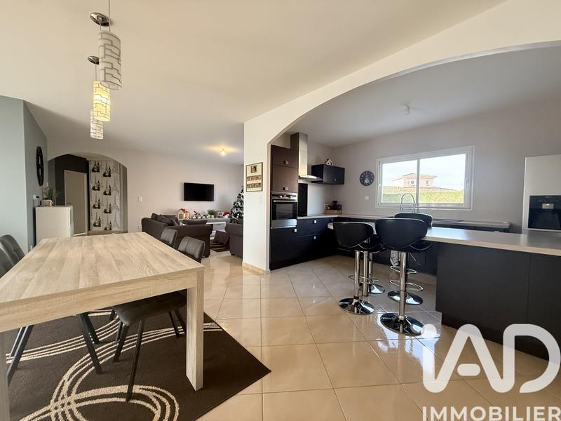 Maison - 165 m² - 4 pièces