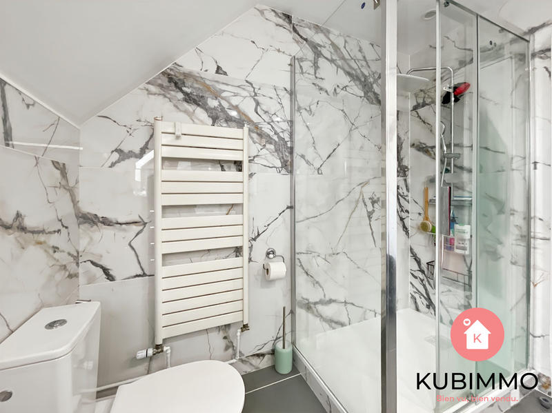 Maison - 105 m² - 6 pièces