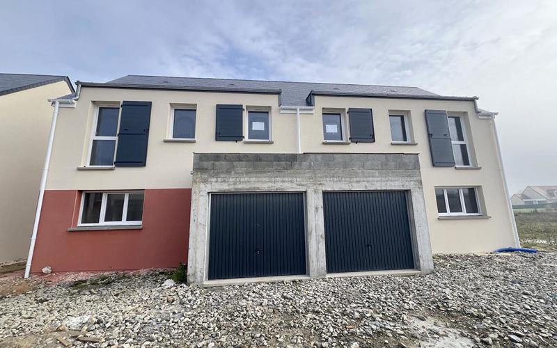 Maison - 90 m² - 4 pièces