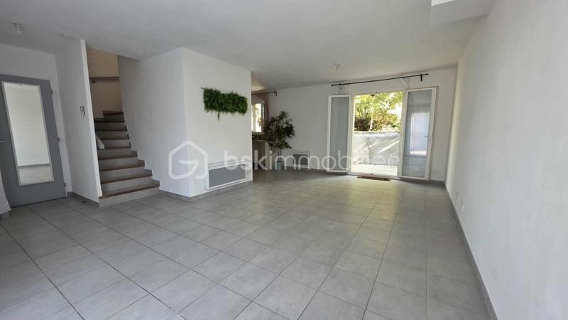 Maison - 83 m² - 4 pièces