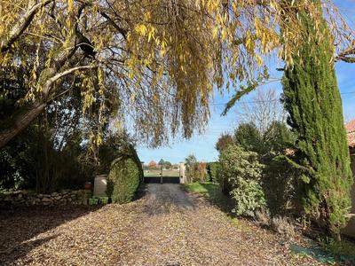 Maison ancienne - 432 m² - 15 pièces