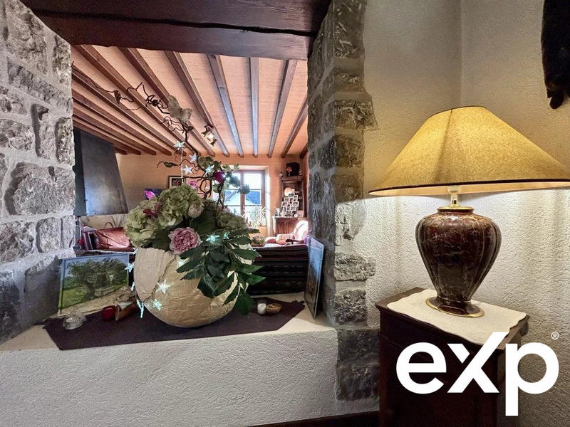 Maison - 204 m² - 6 pièces