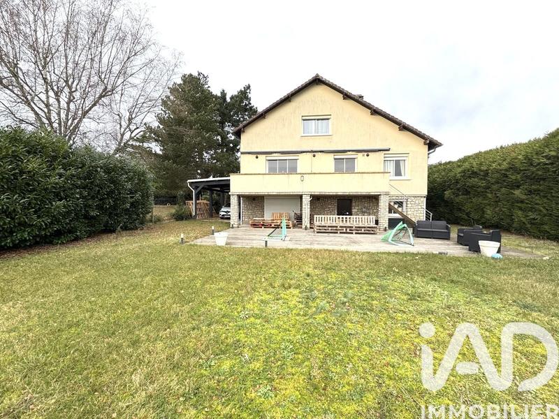 Maison - 175 m² - 8 pièces