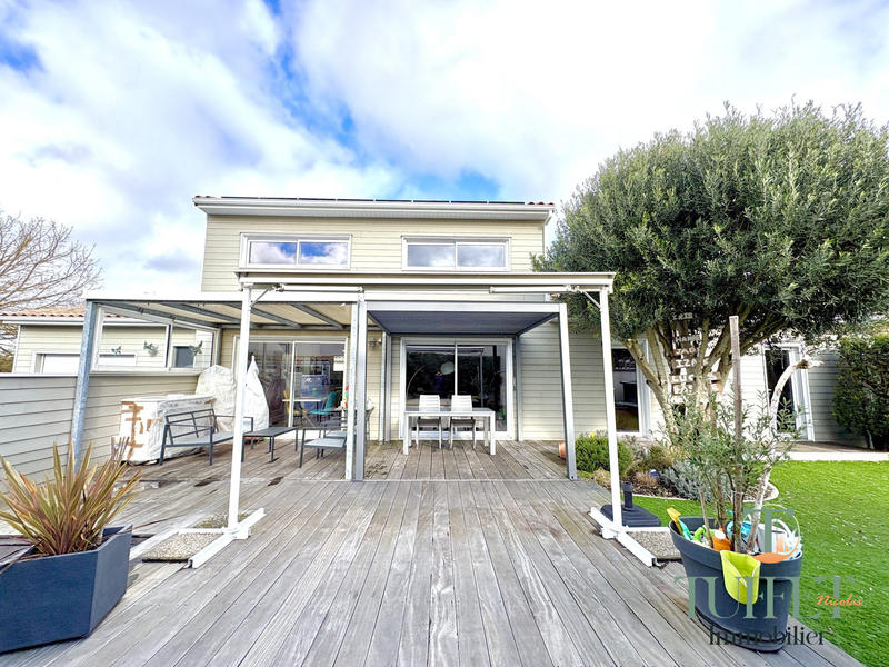 Villa - 150 m² - 6 pièces