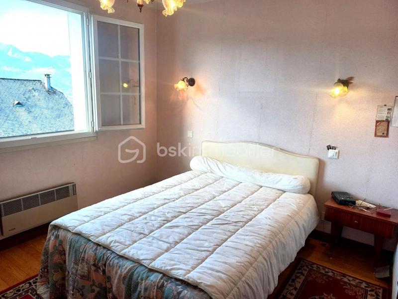 Maison traditionnelle - 135 m² - 7 pièces