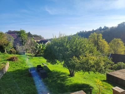 Maison - 98 m² - 5 pièces