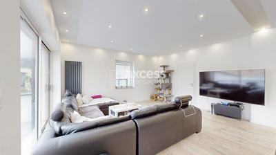 Maison - 145 m² - 6 pièces