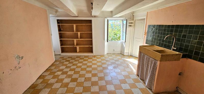 Maison - 230 m² - 6 pièces