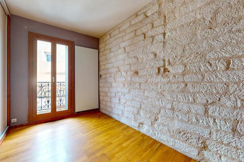 Immeuble - 87 m² - 5 pièces