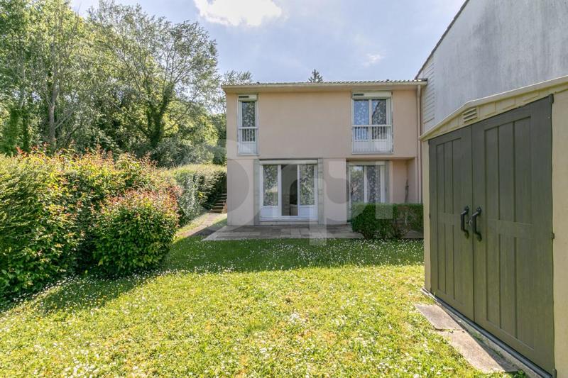 Maison - 87 m² - 4 pièces