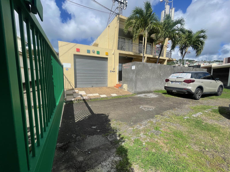 Local commercial - 124 m²