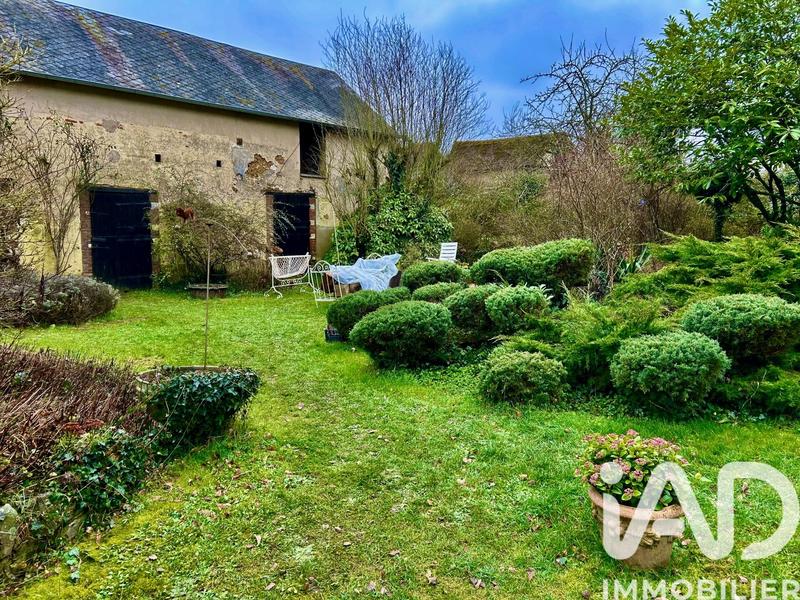 Maison - 229 m² - 8 pièces