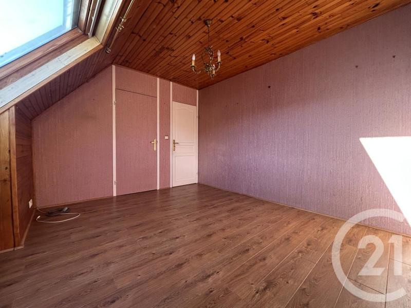 Maison - 96 m² - 5 pièces