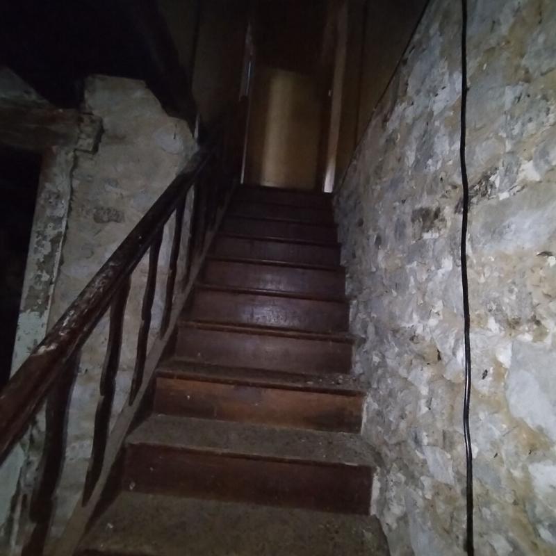 Maison - 250 m² - 4 pièces