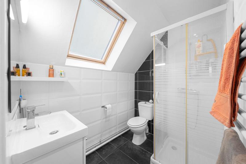 Maison - 115 m² - 6 pièces