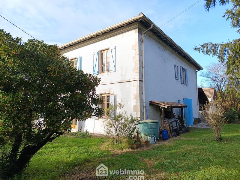 Maison de maîtres - 316 m² - 11 pièces