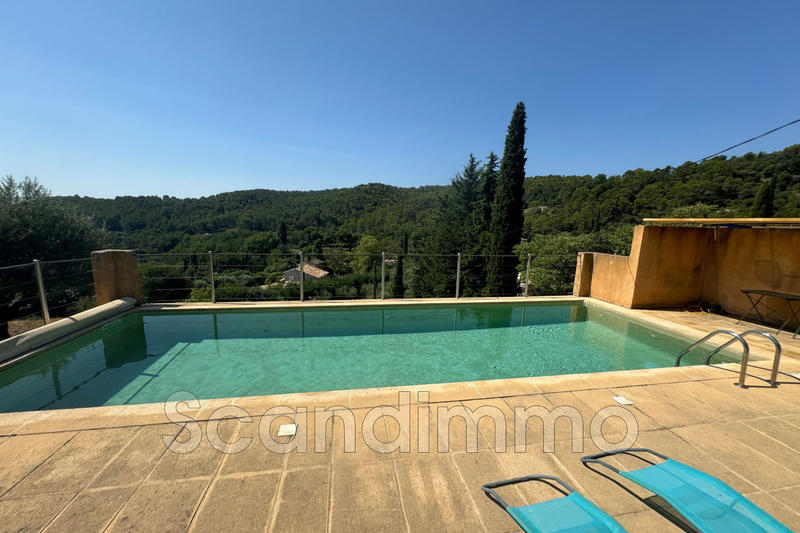 Maison - 169 m² - 7 pièces