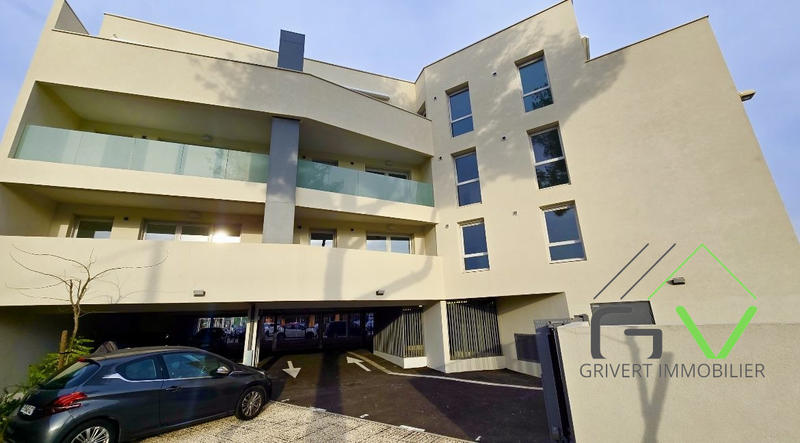 Appartement - 80 m² - 3 pièces