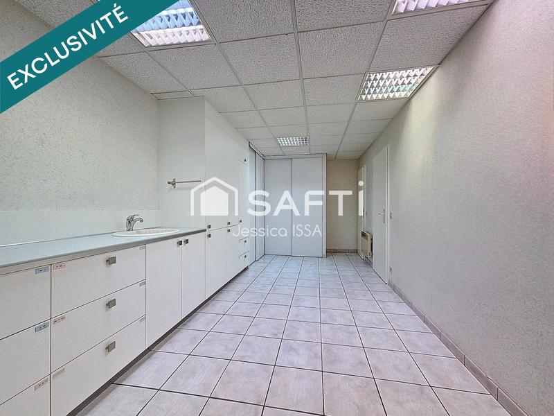 Bureau - 65 m² - 4 pièces