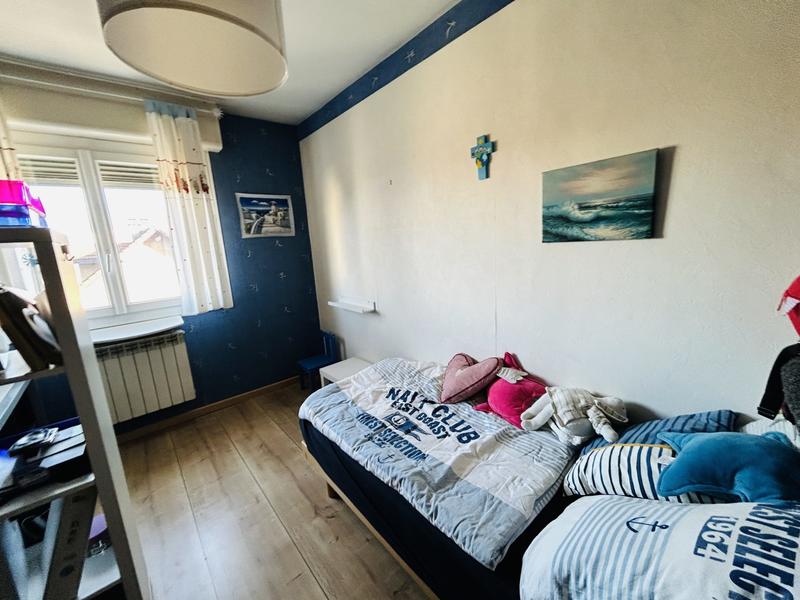 Appartement - 94 m² - 4 pièces