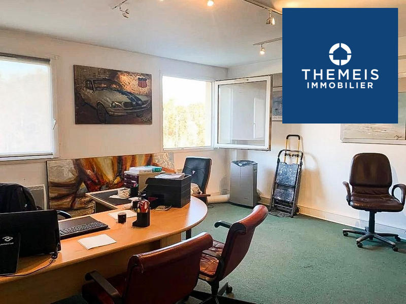 Local commercial - 120 m² - 2 pièces