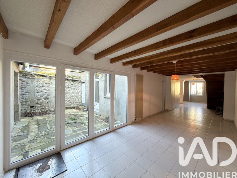 Maison - 180 m² - 7 pièces
