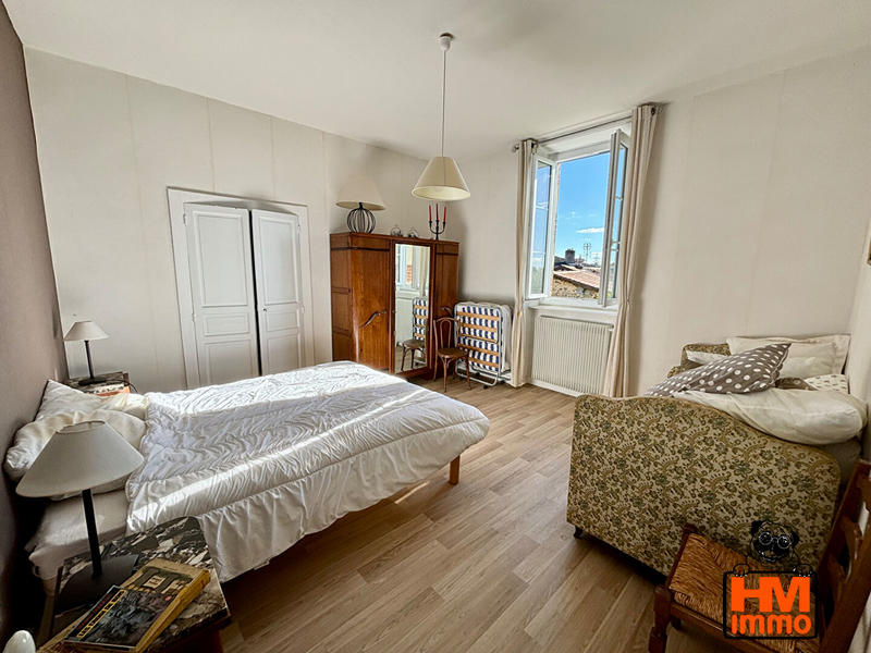 Maison - 148 m² - 6 pièces