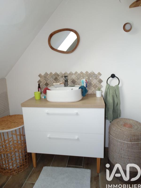 Maison - 143 m² - 7 pièces