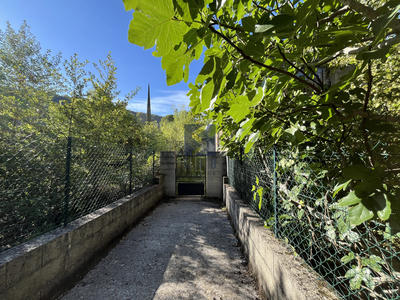 Maison - 175 m² - 9 pièces