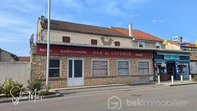 Immeuble - 215 m² - 6 pièces