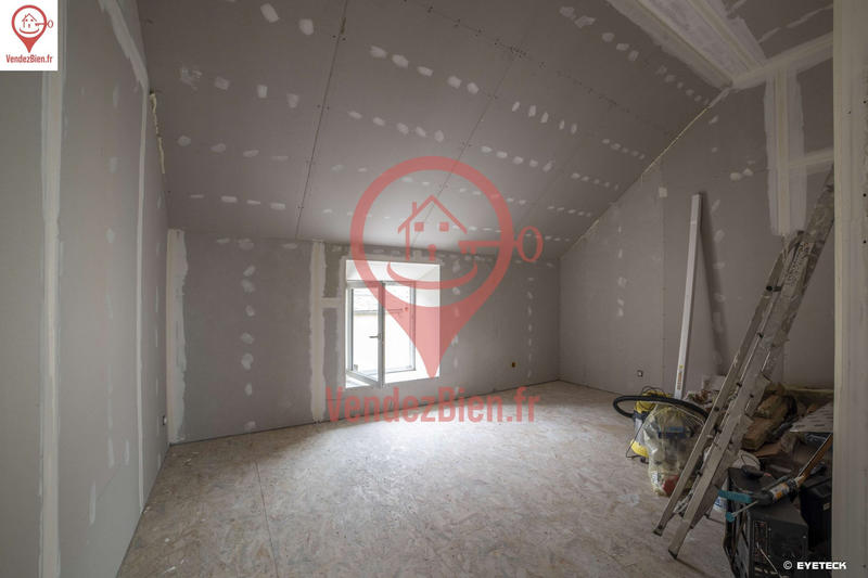 Maison - 115 m² - 4 pièces