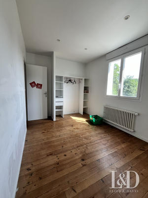 Maison ancienne - 336 m² - 11 pièces