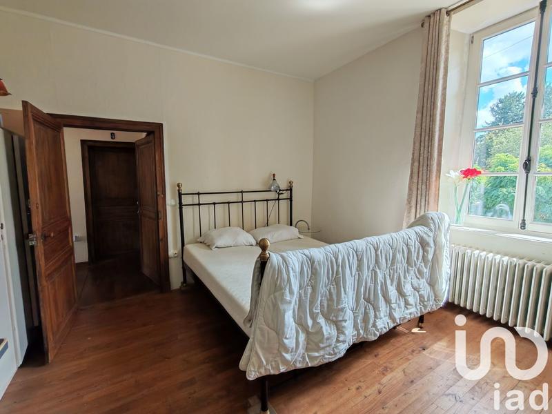 Maison - 235 m² - 10 pièces