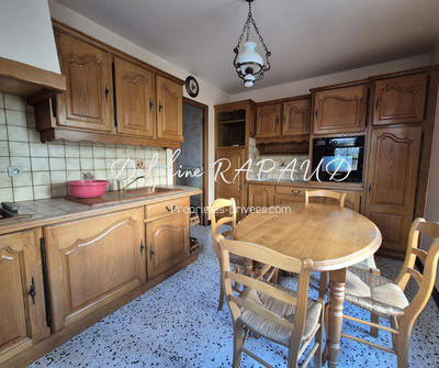 Maison - 110 m² - 4 pièces